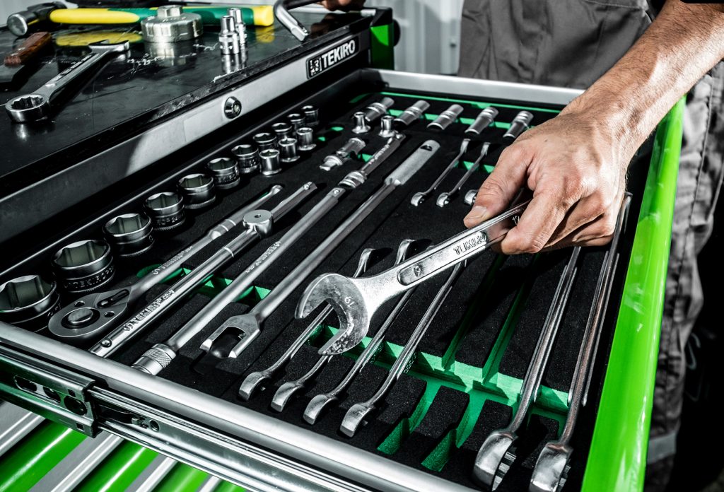 Peralatan Bengkel Mobil Dan Peralatan Bengkel Motor